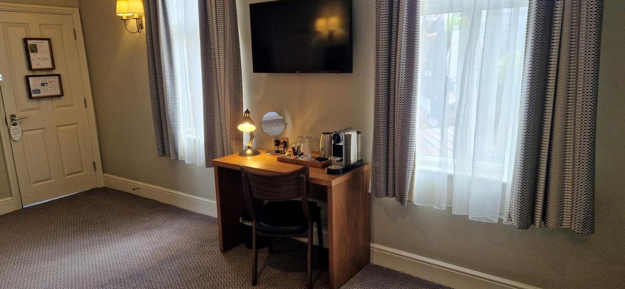 The Cross-Keys Hotel นัตส์ฟอร์ด ภายนอก รูปภาพ