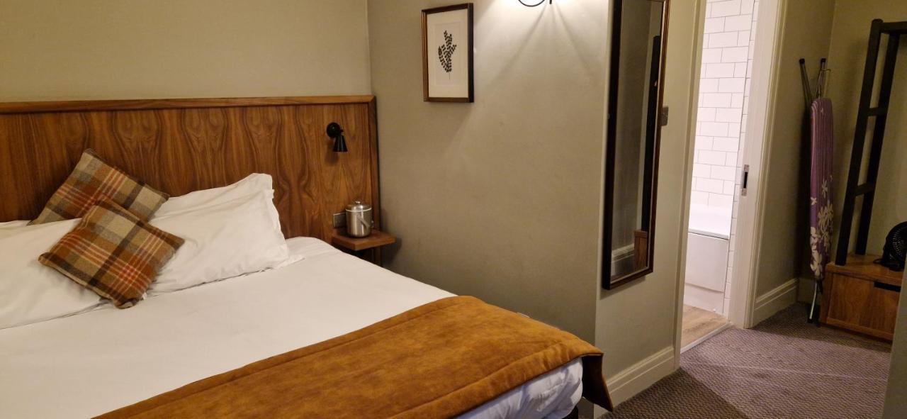 The Cross-Keys Hotel นัตส์ฟอร์ด ภายนอก รูปภาพ