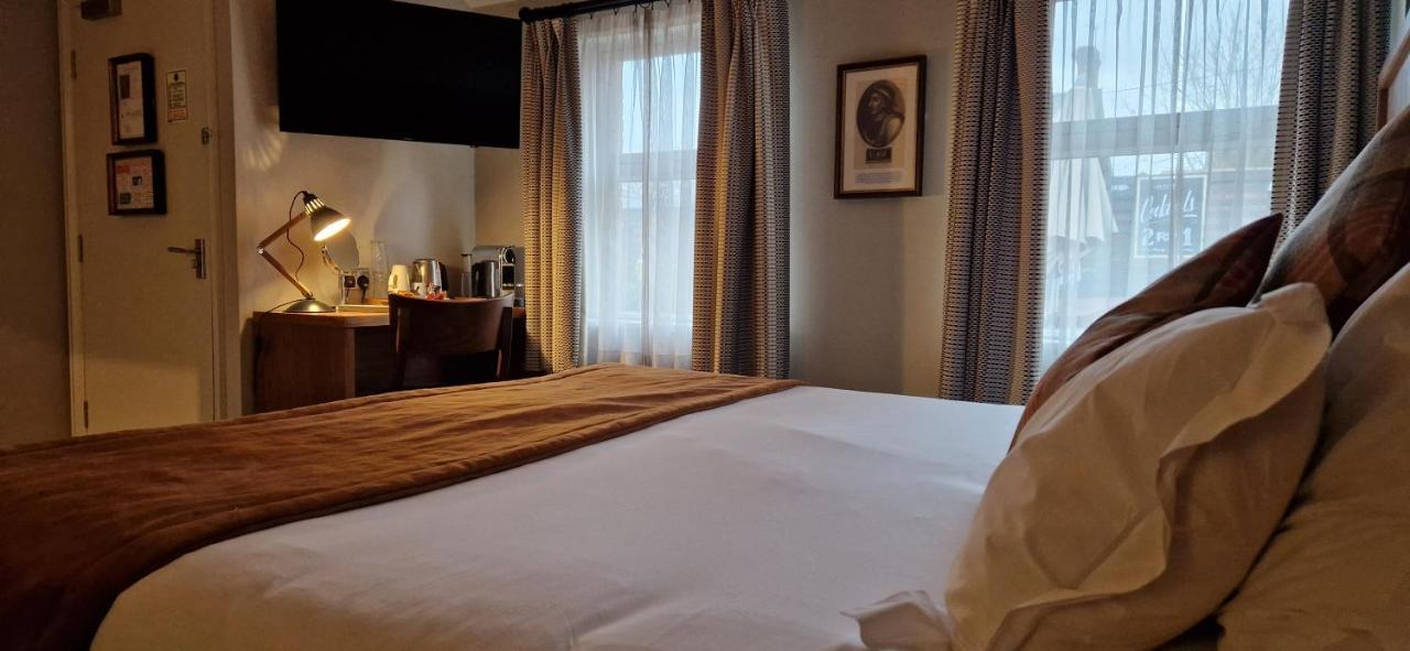 The Cross-Keys Hotel นัตส์ฟอร์ด ภายนอก รูปภาพ